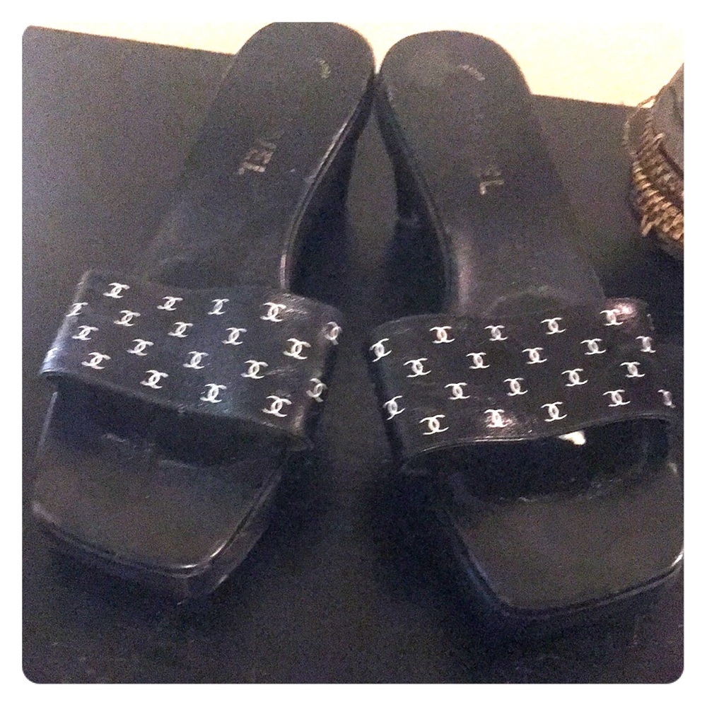 Ladies Chanel Open-Toe Clogs